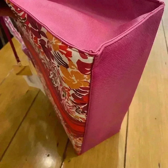 Trina Turk Women's Tote Adjustable Strap Faux Leather Spring Majorelle Garden - Picture 12 of 14